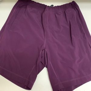 Mens Lululemon Pacemaker short. Lined. 9”